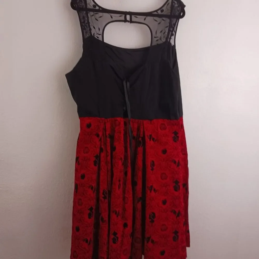 Disney Snow White And The Seven Dwarfs Princess Dress size 24 - Picture 8 of 10